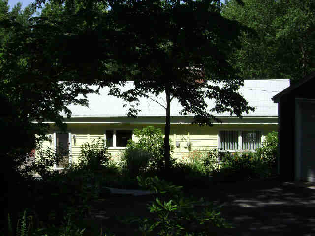 Building photograph for 104 ARCH BRIDGE RD
